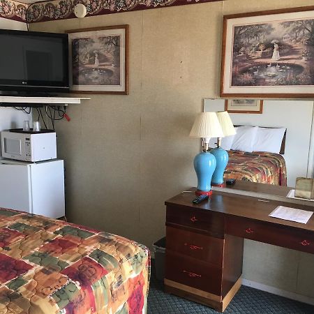 Skyliner Motel Stroud Экстерьер фото